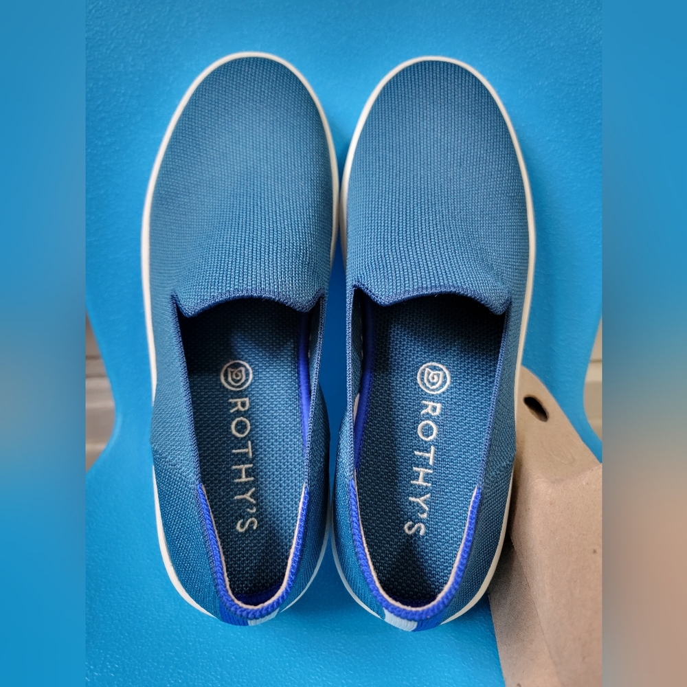 Rothys deep teal size 8.5 woman slip on sneakers - Picture 7 of 7